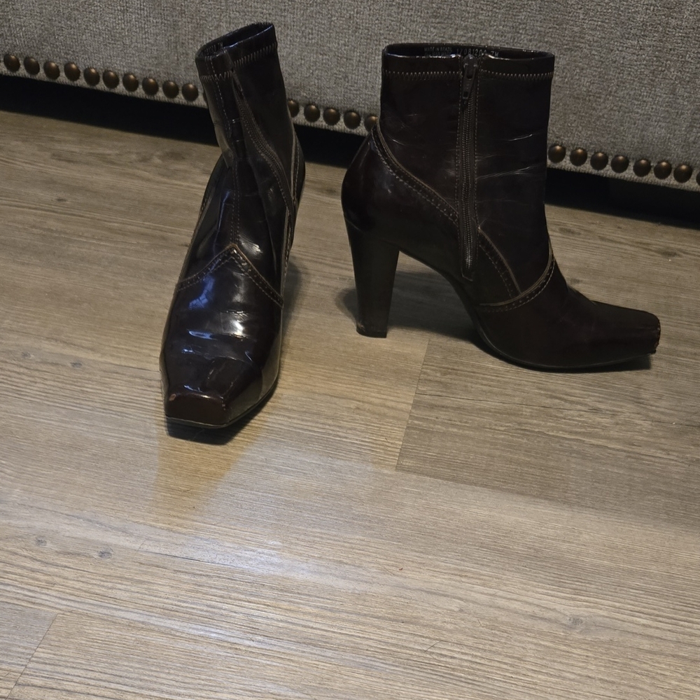 Franco Sarto Brown Heeled Boots Sleek Design